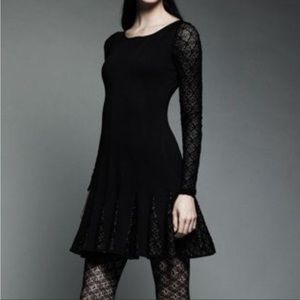 ✂️‼️Catherine Maladrino long sleeve lace dress